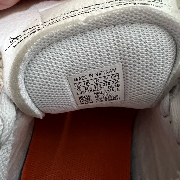 Adidas - Picture 5 of 5